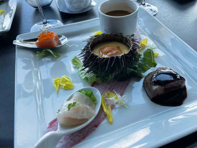 試食をいただいて料理のクオリティについてら概ね理解できた。