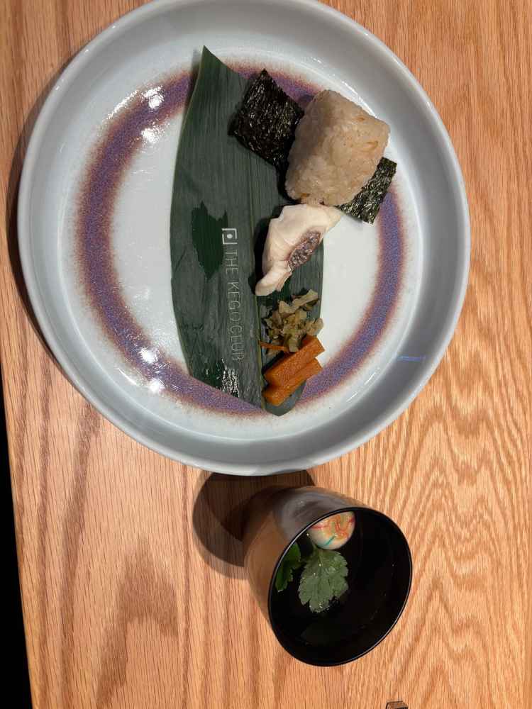 炊きたての鯛の炊き込みごはんをおにぎりにしていただき、出来たてならではの美味しさを楽しめました。
