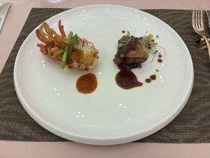 海老と肉料理の盛り合わせ
