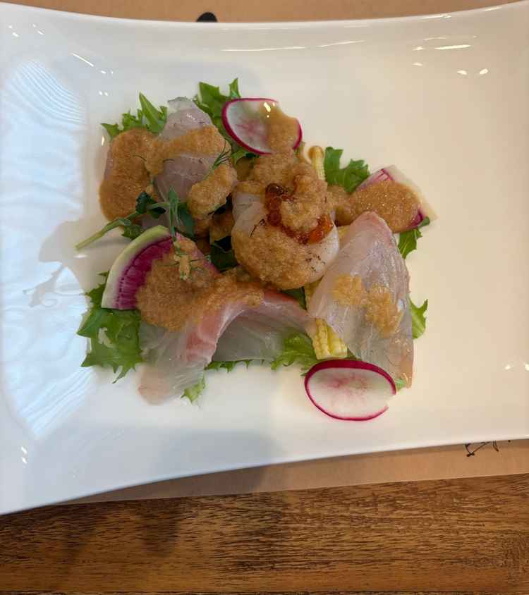 おしゃれな前菜でした！味もものすごく美味しかったです。