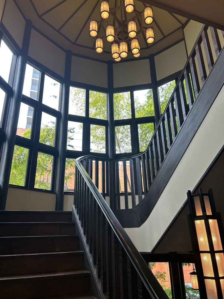 当日写真が撮れる階段