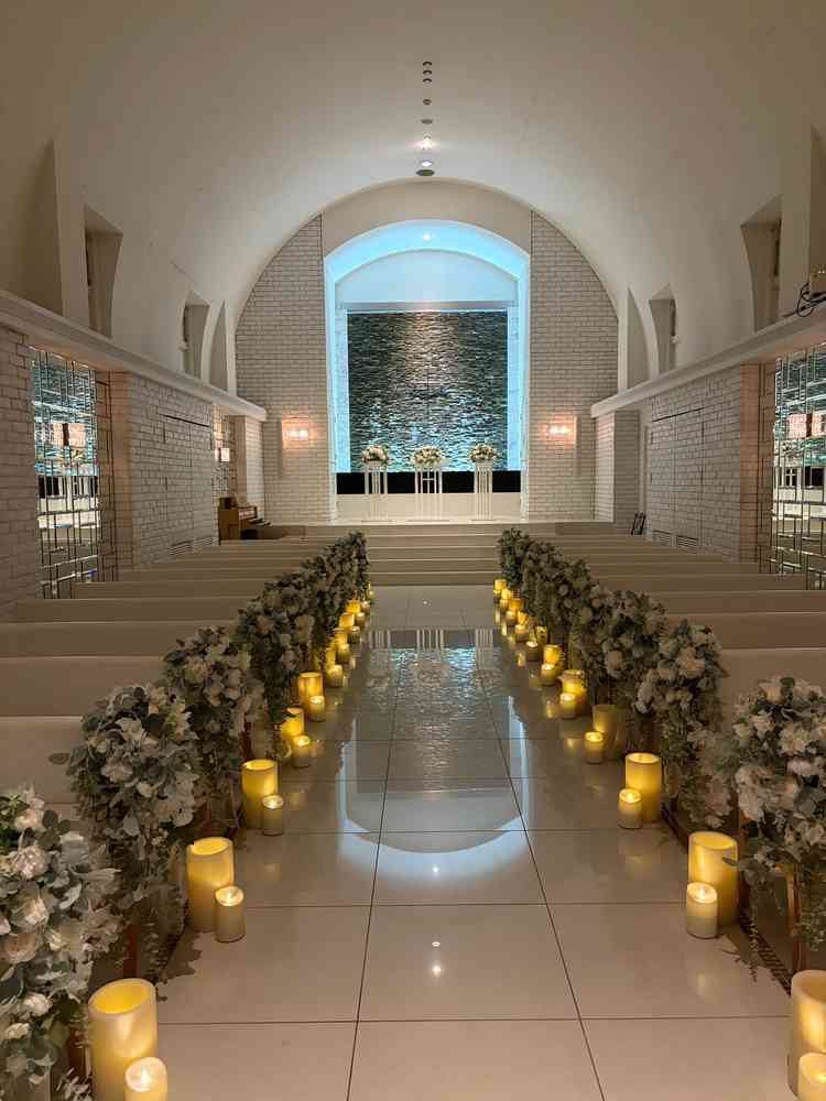 サンタマリア教会の挙式会場の写真です。