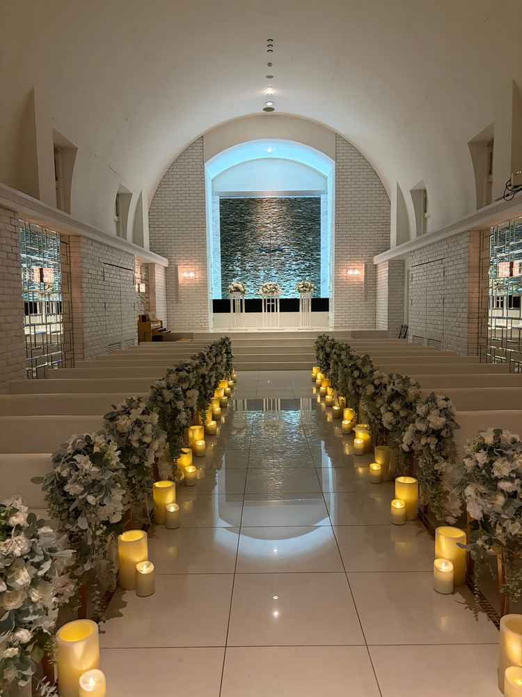 サンタマリア教会の挙式会場の写真です。