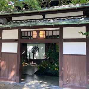 伝統的な門構え