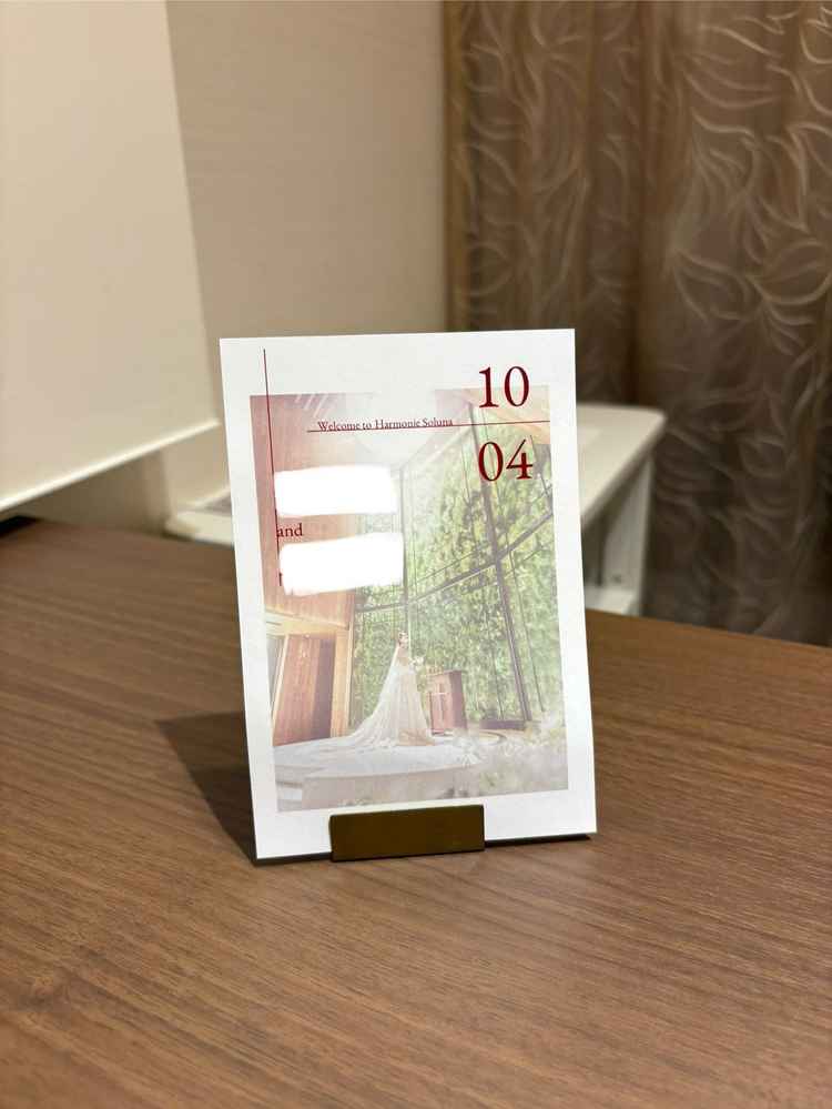 来館して通していただいた席に置いてありました。2人の名前も書かれていて素敵でした。