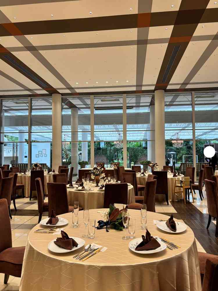 60名以上のゲストであれば使用できる披露宴会場です。