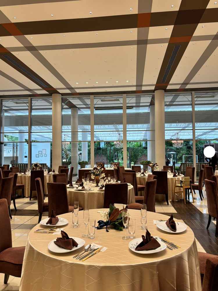 60名以上のゲストであれば使用できる披露宴会場です。