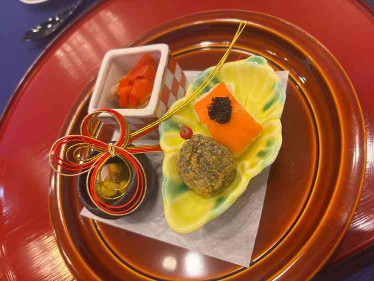 試食