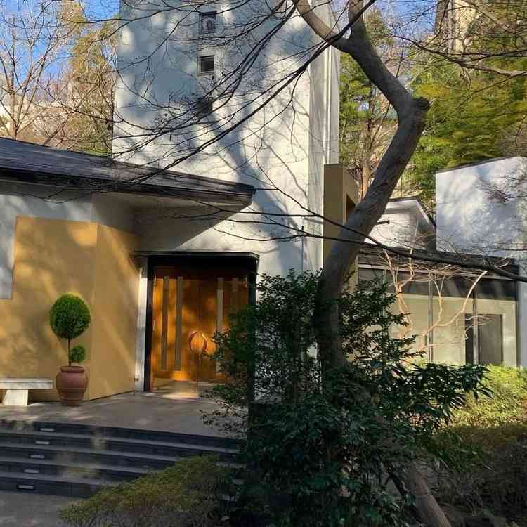 チャペルまでの道が自然豊かで良かったです。