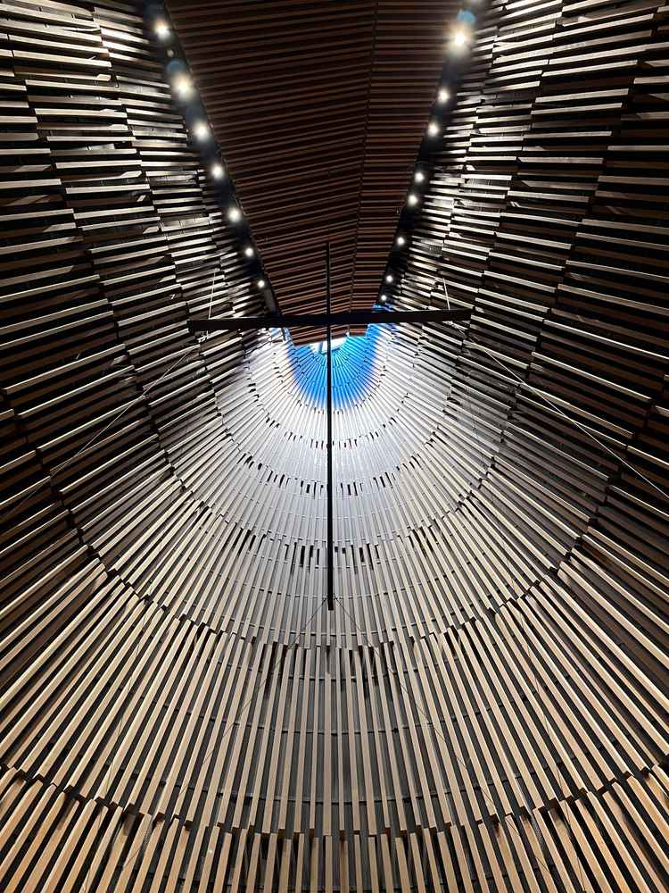 挙式会場の天井