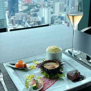 落ち着いた雰囲気で試食しました