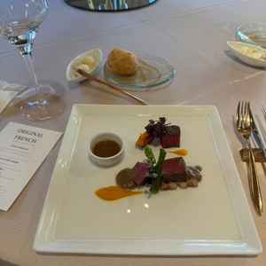 キッチンが各披露宴会場にあり、料理が冷めずに最高の状態で食べられるのが魅力。