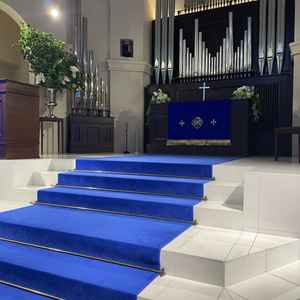 教会のカーペットです