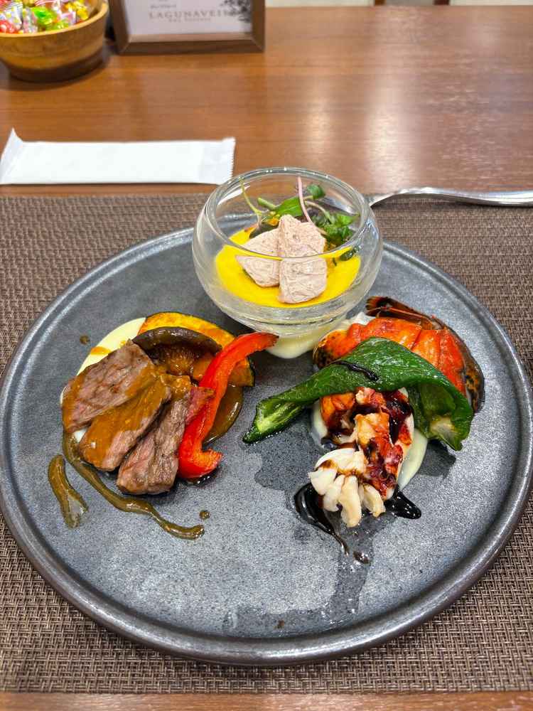 料理。試食のワンプレート。