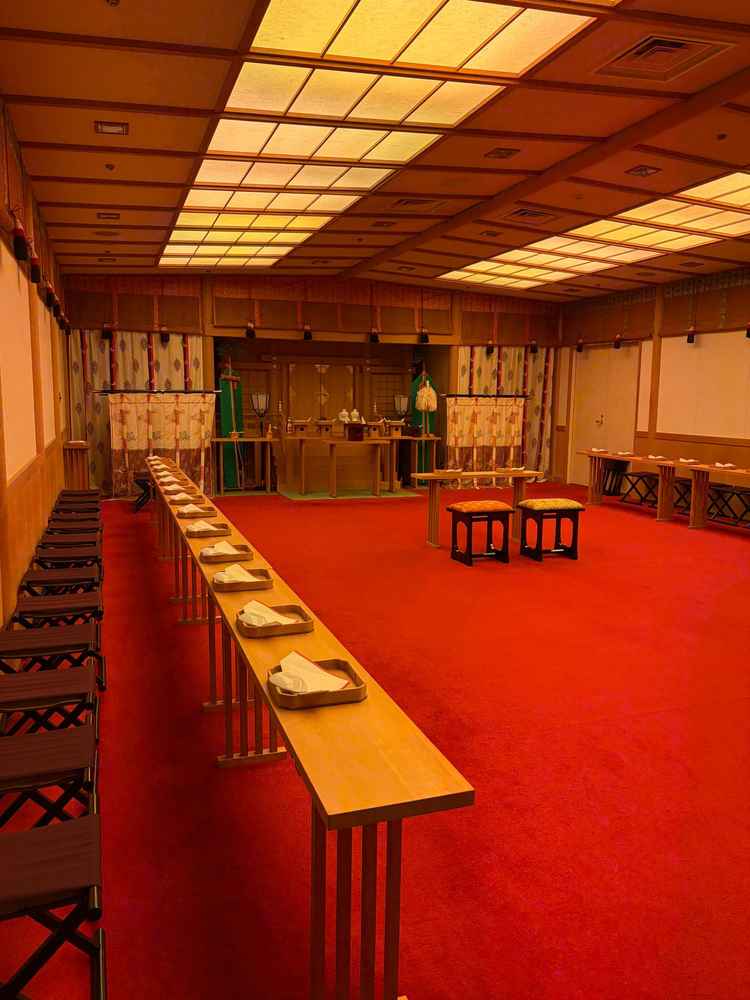 館内にある神殿