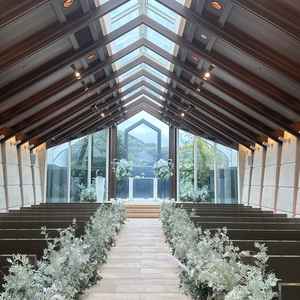 ナチュラルで、光がたくさん入るチャペル