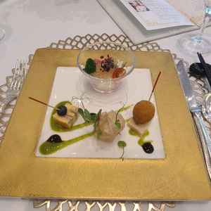 披露宴会場１にて、試食