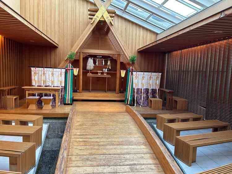 和装にも対応出来るスペースがあり、幅広くニーズに対応して頂けそう。