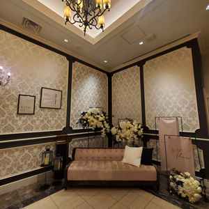 披露宴会場はここに雰囲気が違って魅力的