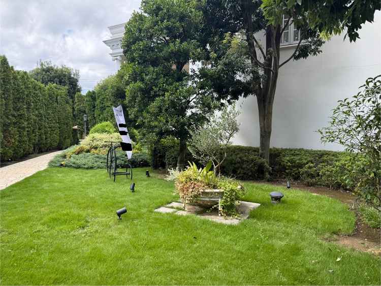 自分たちの使えるエリアにお庭がいくつかありました。フォトスポットにもなるなと思いました。