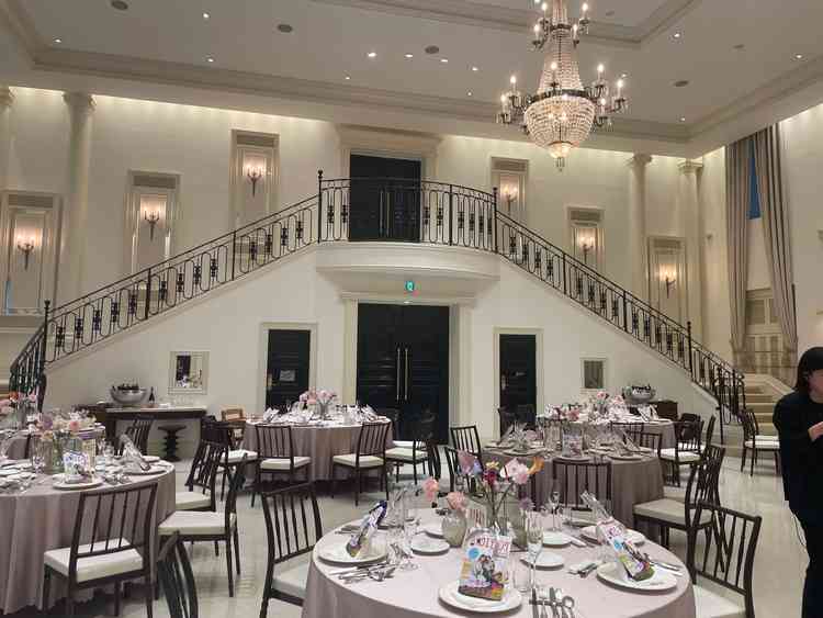 披露宴会場の大階段