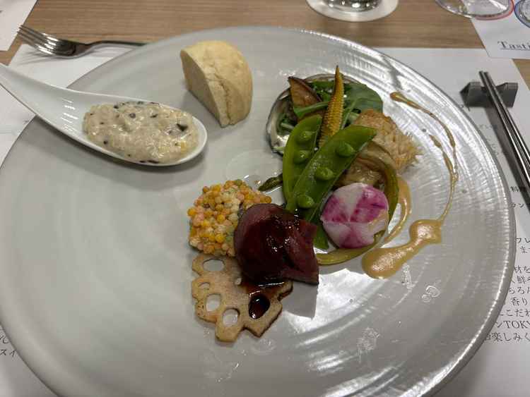 試食は和フレンチをワンプレートで提供