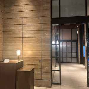 オリエンタルホテル１階の入り口