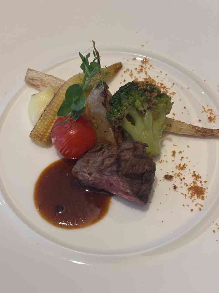 ワンプレート試食の写真。お肉もお野菜もとても美味しかった。