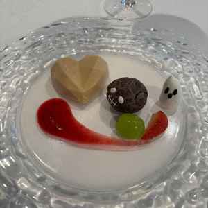 試食会の最後のデザート。全て美味しくて写真を撮るのを忘れるほどでした。