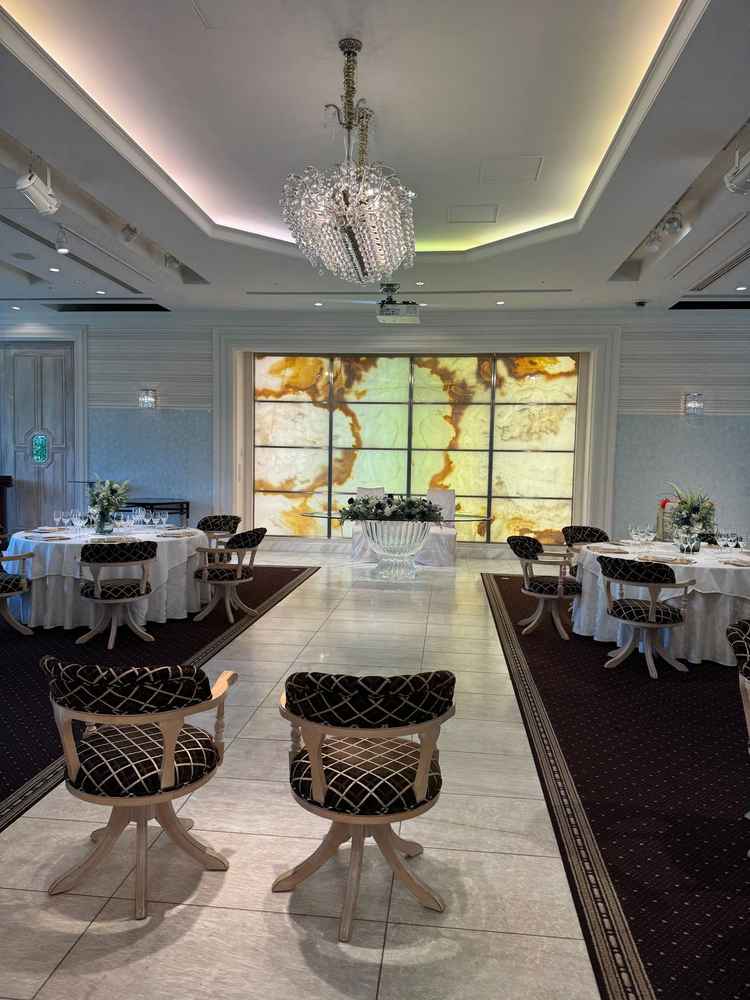 高砂。ここで実際のビデオなどをスクリーンで見せてもらいました。回転式の椅子も良かったです