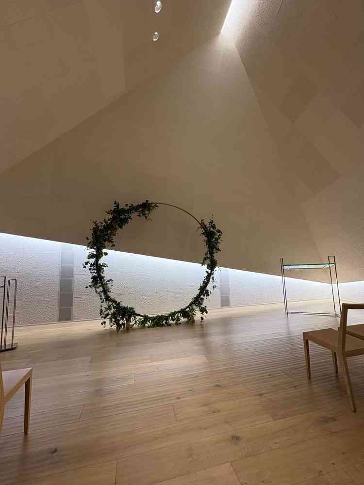 シンプルなチャペル