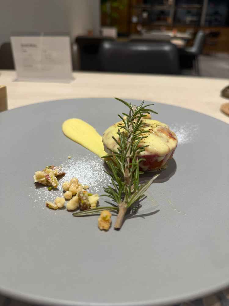 試食のデザート