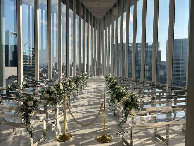 チャペルの様子。12月末14時40分撮影です。快晴でした。