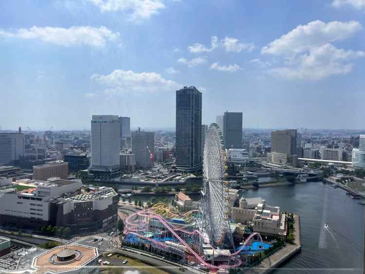 ホテルから見えるみなとみらいの眺望