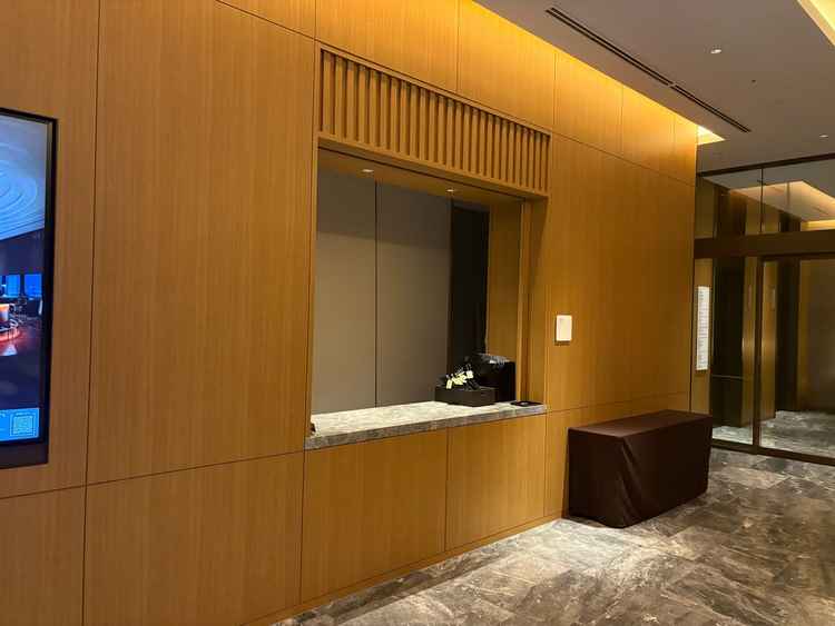 クロークに関しては、そもそも1組のみの会場利用でホテルの利用客とも動線が分かれているため快適な印象