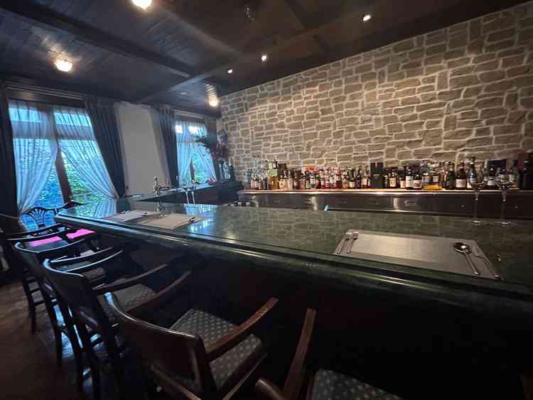 当日ゲストが披露宴前に過ごすスペースです。