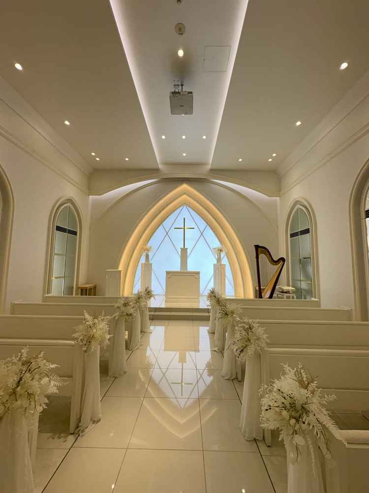 ホワイトハウスのチャペル。白くて洗練された雰囲気で入った瞬間感動的なチャペルでした。