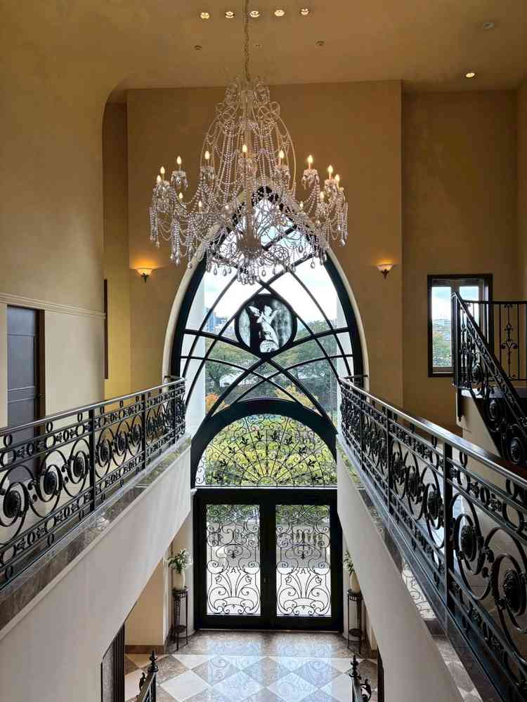 チャペルから出た階段