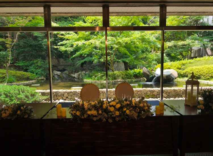 緑が感じられる披露宴会場