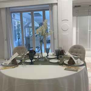 披露宴テーブルイメージ