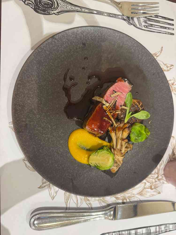 試食のお肉料理