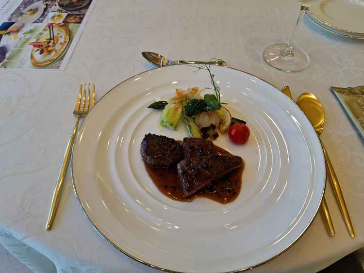 試食のお肉です。