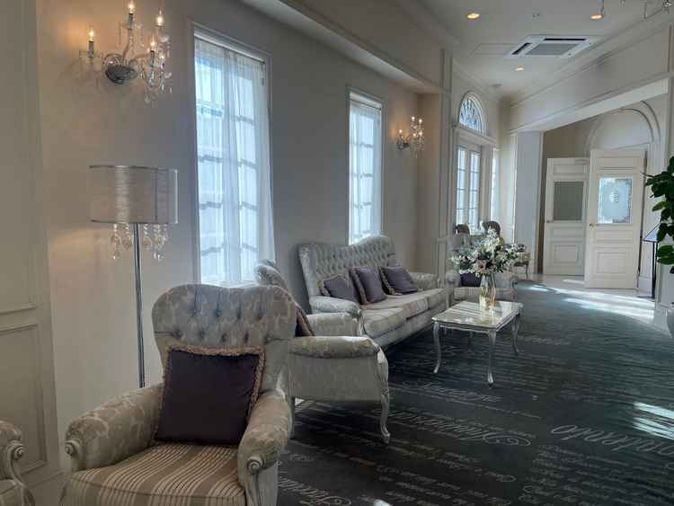 待合スペースが広い。