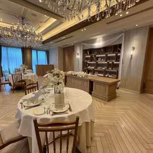 披露宴会場1つめ