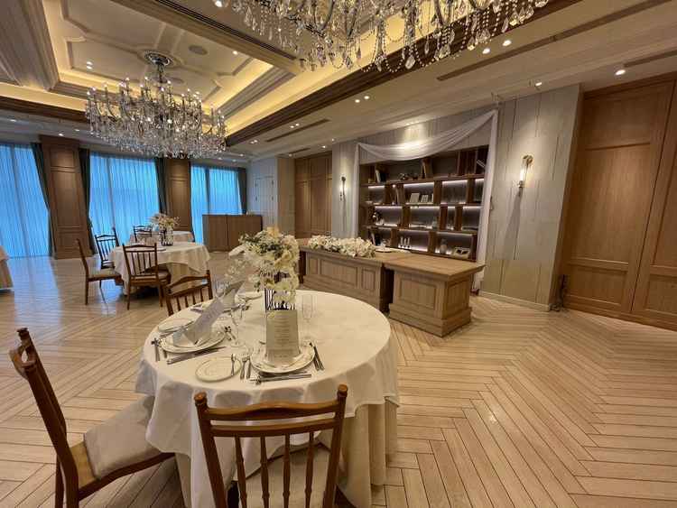 披露宴会場1つめ