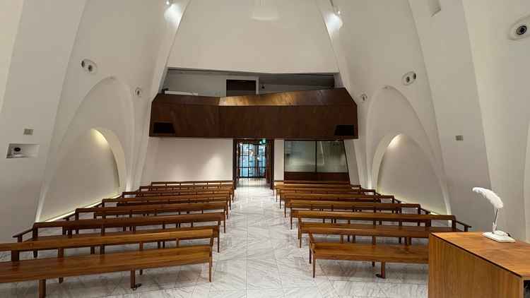 チャペルの壇上からの景色