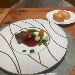 ソースがとても美味しくパンに合わせました。