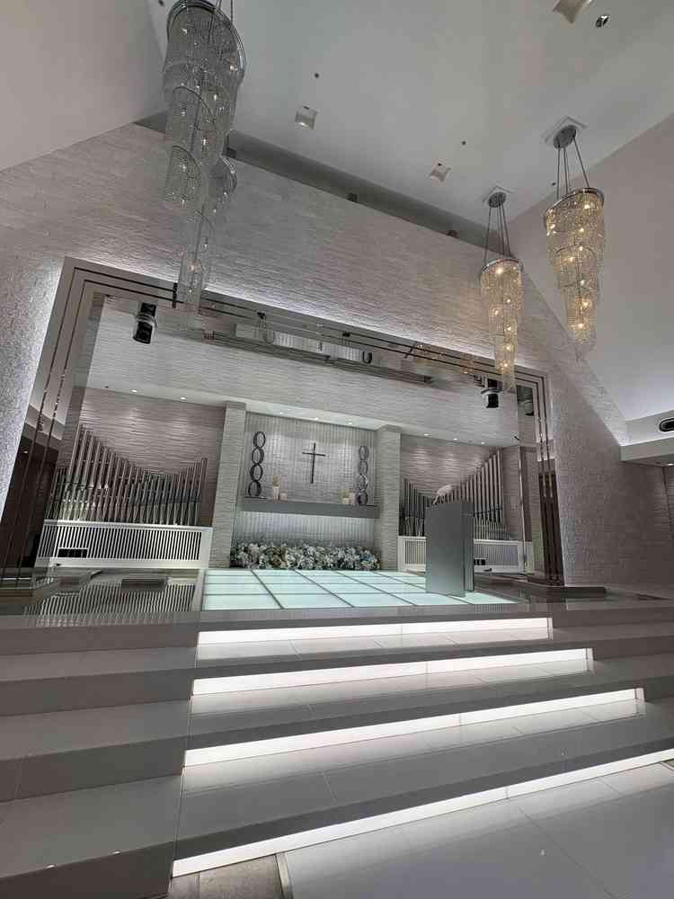 チャペルがとても洗練されていて素敵でした。