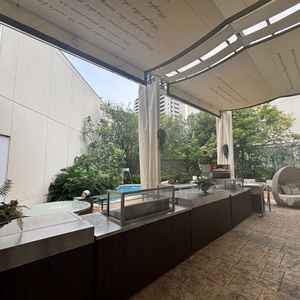 披露宴前のオープンキッチンになっており、とても広々と開放的でした。