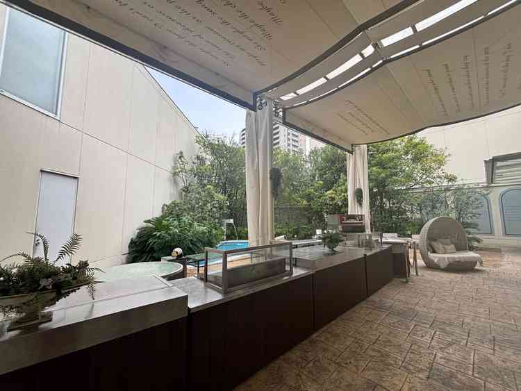 披露宴前のオープンキッチンになっており、とても広々と開放的でした。